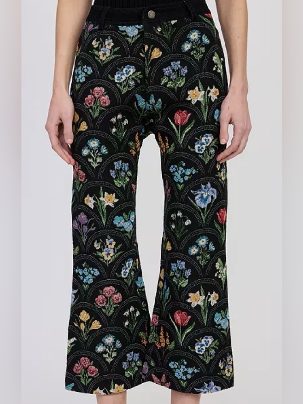En Saison Black Waistband with Multicolor Embroidery Detail Pants NWOT Size M